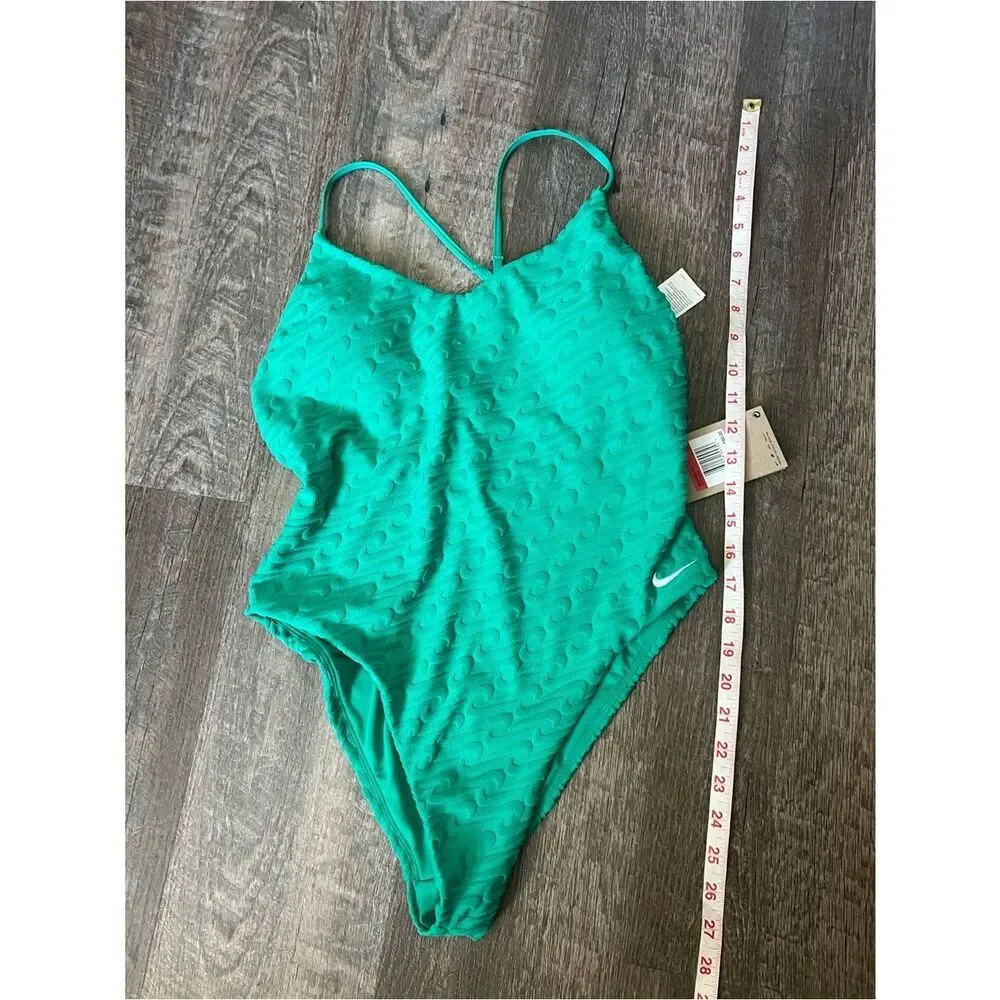 Nike Swoosh Link Y-back One-Piece Swimsuit-Size Large‎